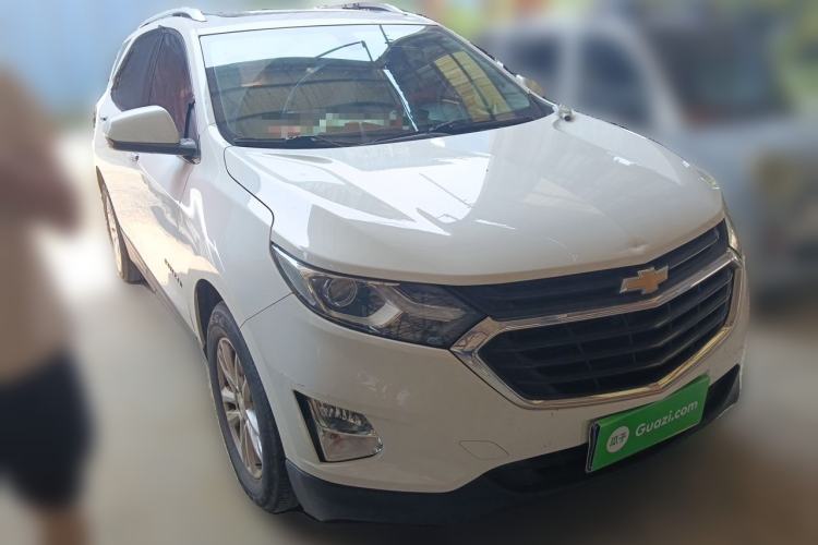 Used Chevrolet Equinox 2018 535T Automatic YuJie Edition Front Right 45 Deg