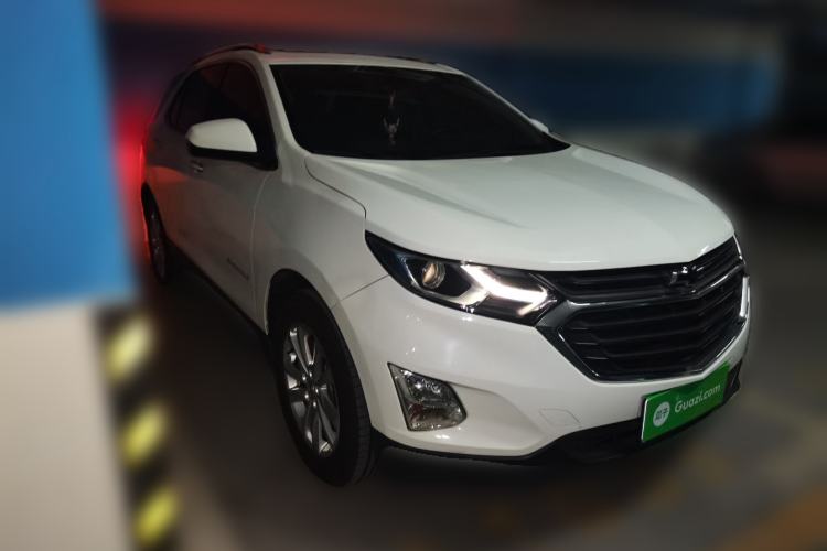 Used Chevrolet Equinox 2018 550T Automatic All-Wheel-Drive Explorer Edition Front Right 45 Deg