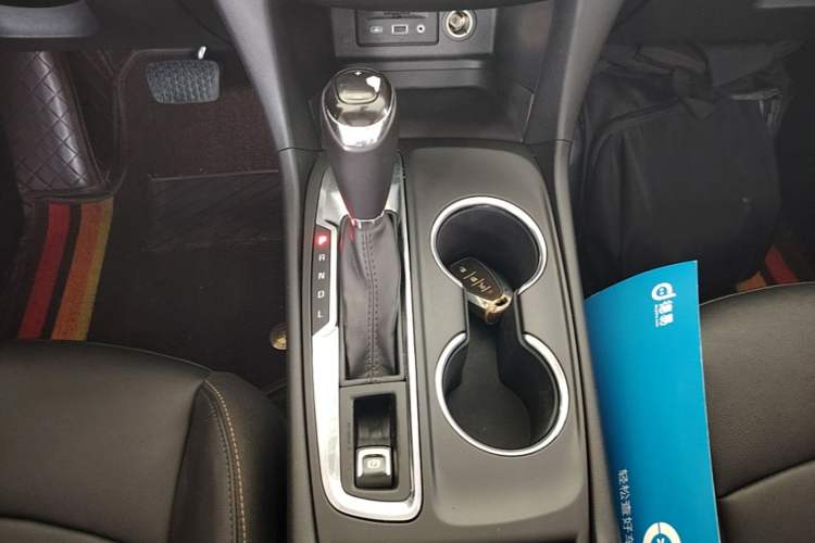 Used Chevrolet Equinox 2018 535T Automatic YuJie Edition Gear Lever