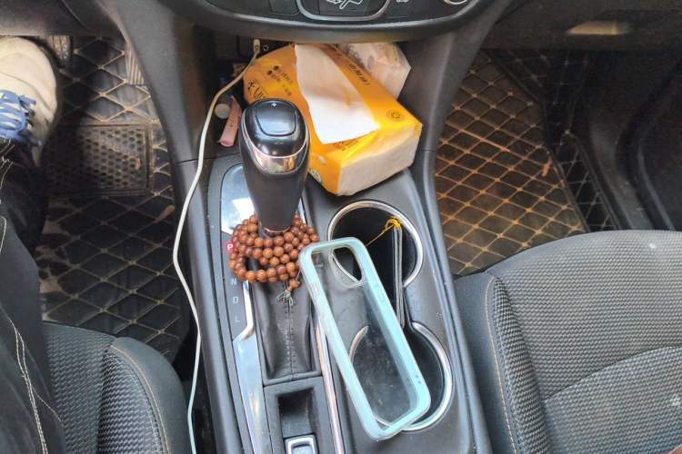 Used Chevrolet Equinox 2018 535T Automatic Chijie Edition Gear Lever