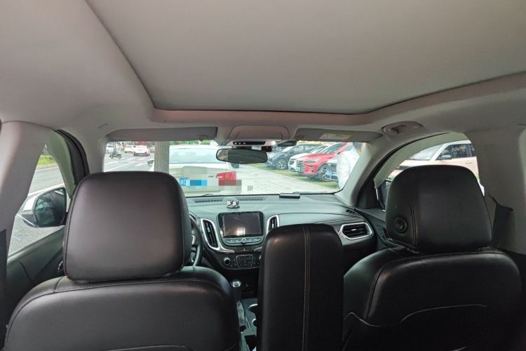 Used Chevrolet Equinox 2018 535T Automatic YuJie Edition Headliner