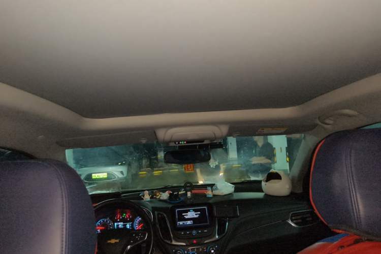 Used Chevrolet Equinox 2018 550T Automatic All-Wheel-Drive Boundary Edition Headliner