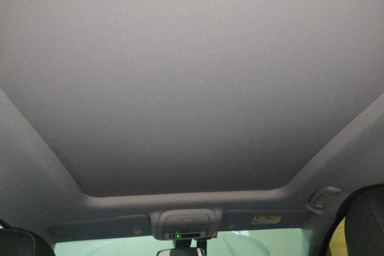 Used Chevrolet Equinox 2018 535T Automatic YuJie Edition Headliner