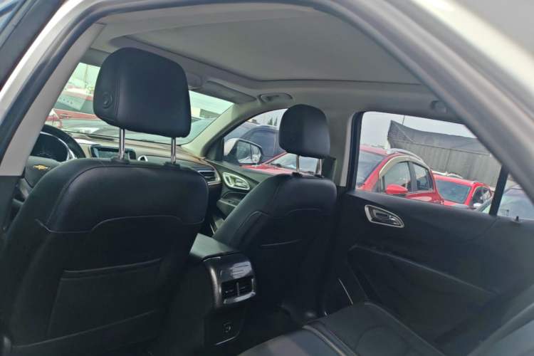 Used Chevrolet Equinox 2018 535T Automatic Chijie Edition Headliner
