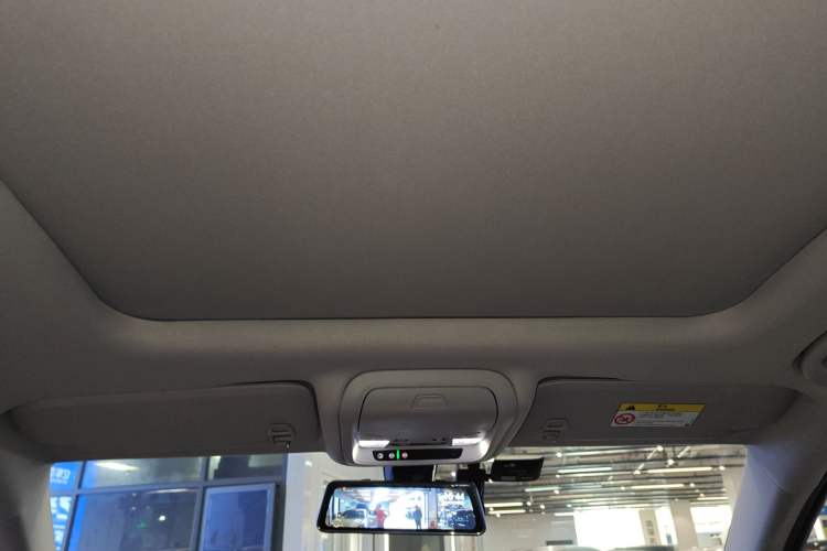 Used Chevrolet Equinox 2018 535T Automatic YuJie Edition Headliner