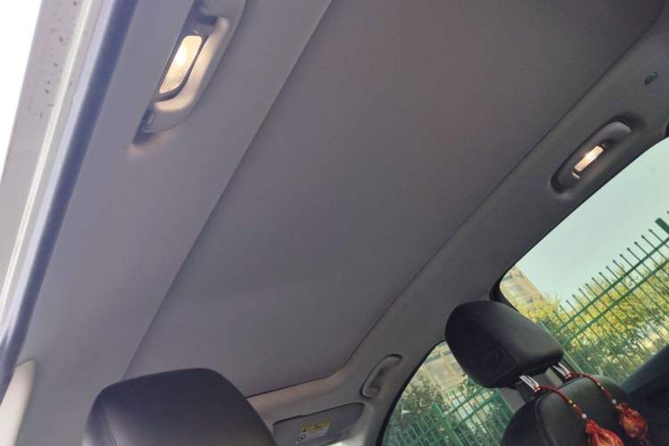 Used Chevrolet Equinox 2018 535T Automatic YuJie Edition Headliner