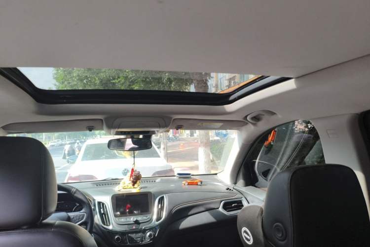 Used Chevrolet Equinox 2018 535T Automatic YuJie Edition Headliner