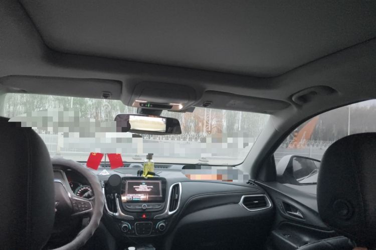 Used Chevrolet Equinox 2018 550T Automatic All-Wheel-Drive Boundary Edition Headliner