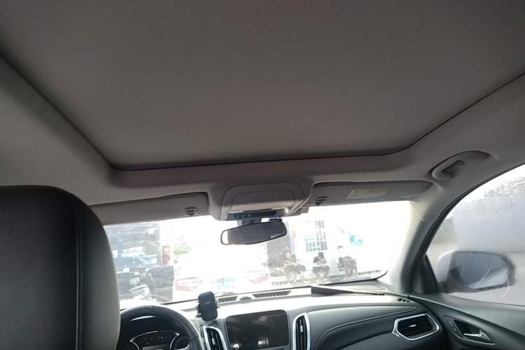 Used Chevrolet Equinox 2018 535T Automatic YuJie Edition Headliner