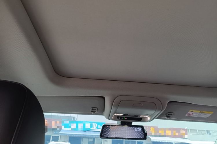 Used Chevrolet Equinox 2018 535T Automatic YuJie Edition Headliner