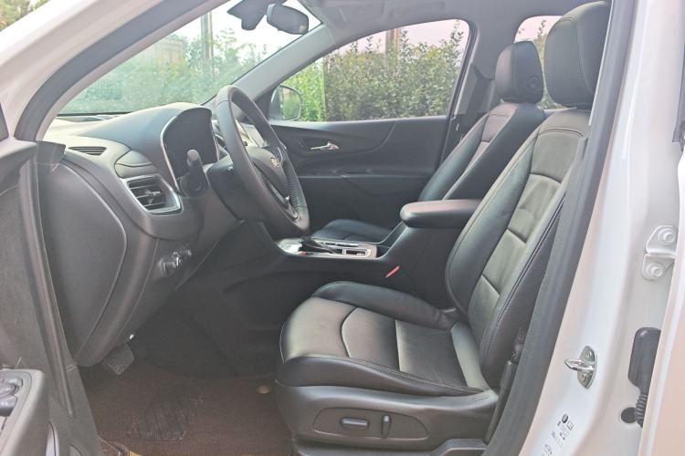 Used Chevrolet Equinox 2018 535T Automatic YuJie Edition Interior 1