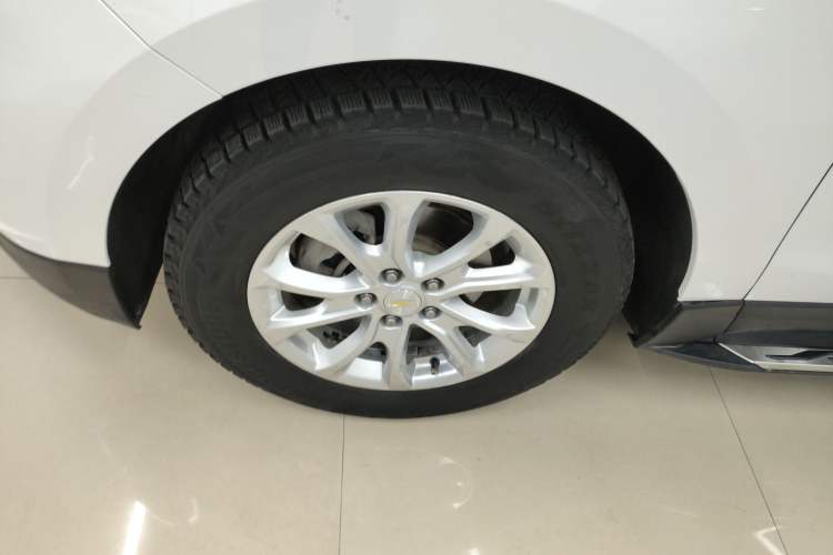 Used Chevrolet Equinox 2018 535T Automatic Chijie Edition Left Front Wheel Hub