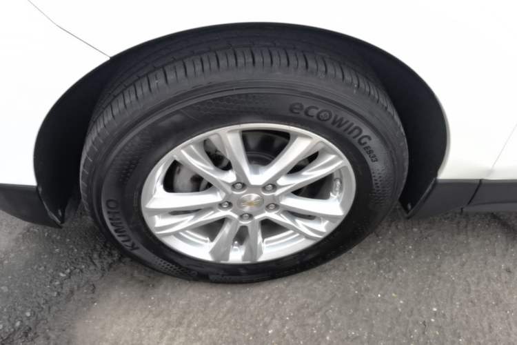 Used Chevrolet Equinox 2018 535T Automatic YuJie Edition Left Front Wheel Hub