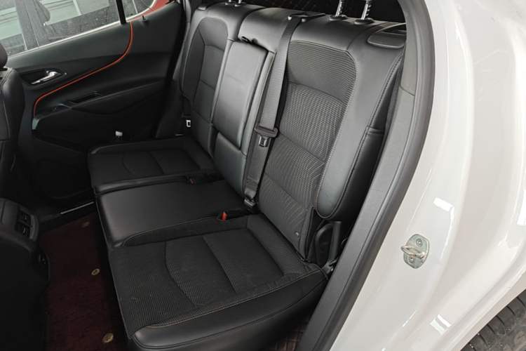 Used Chevrolet Equinox 2018 535T Automatic Chijie Edition Left Rear Seat