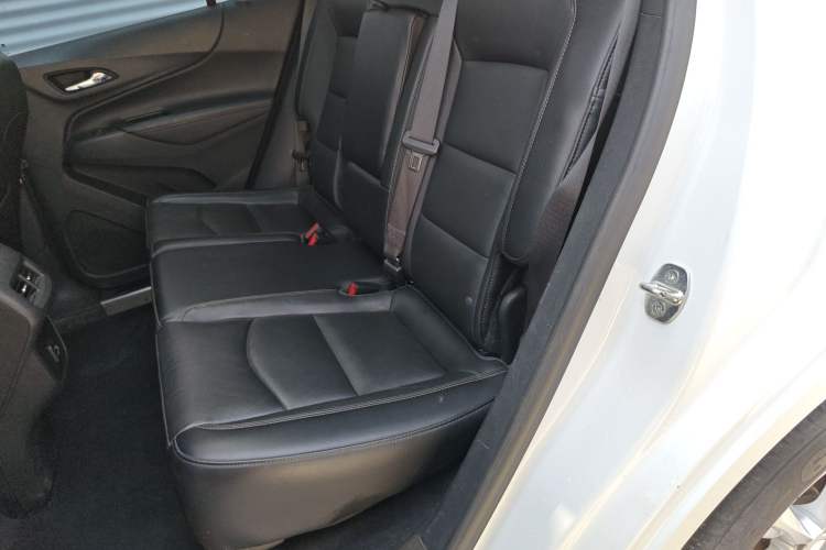 Used Chevrolet Equinox 2018 535T Automatic YuJie Edition Left Rear Seat