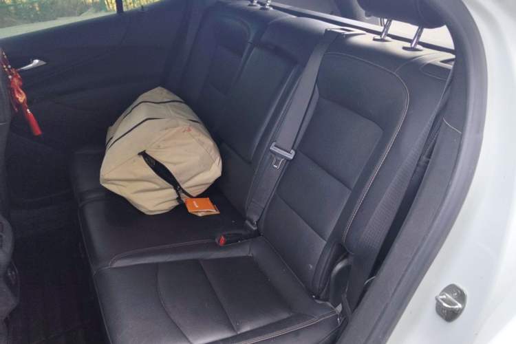 Used Chevrolet Equinox 2018 535T Automatic YuJie Edition Left Rear Seat