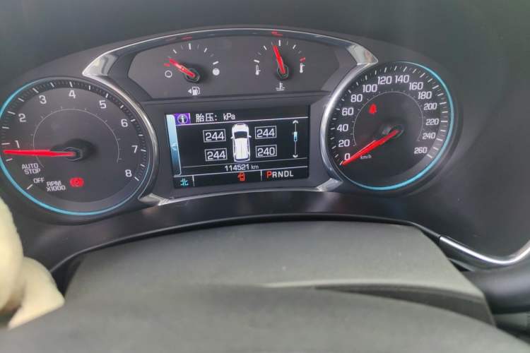 Used Chevrolet Equinox 2018 535T Automatic YuJie Edition Odometer Close Up