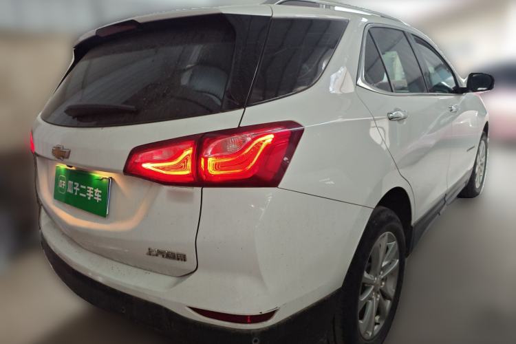 Used Chevrolet Equinox 2018 550T Automatic All-Wheel-Drive Explorer Edition Rear Right 45 Deg