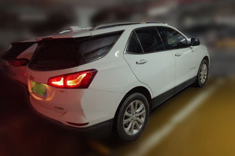 Used Chevrolet Equinox 2018 550T Automatic All-Wheel-Drive Boundary Edition Rear Right 45 Deg