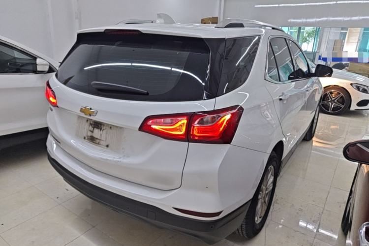 Used Chevrolet Equinox 2018 535T Automatic YuJie Edition Rear Right 45 Deg