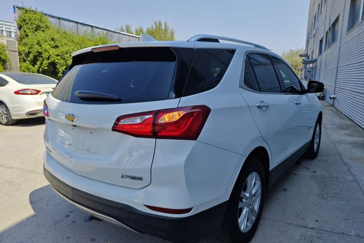 Used Chevrolet Equinox 2018 535T Automatic YuJie Edition Rear Right 45 Deg