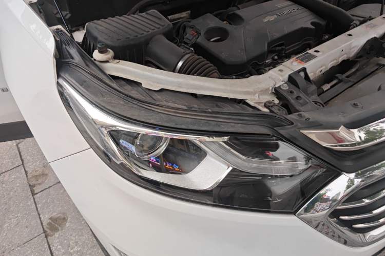 Used Chevrolet Equinox 2018 535T Automatic YuJie Edition Right Front Headlight