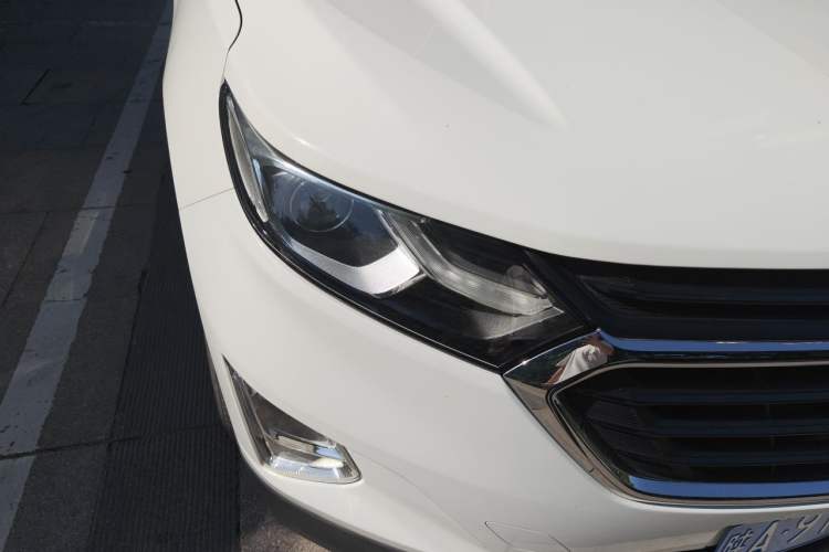Used Chevrolet Equinox 2018 535T Automatic YuJie Edition Right Front Headlight