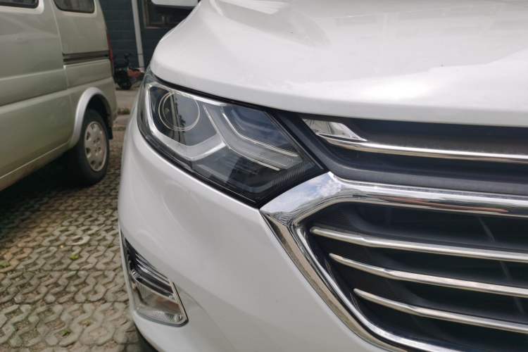 Used Chevrolet Equinox 2018 535T Automatic Lingjie Edition Right Front Headlight