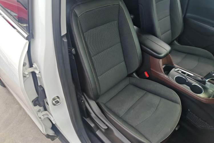Used Chevrolet Equinox 2018 535T Automatic Chijie Edition Right Front Seat