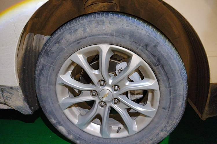 Used Chevrolet Equinox 2018 535T Automatic Chijie Edition Right Front Wheel Hub