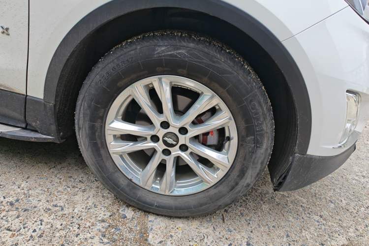 Used Chevrolet Equinox 2018 535T Automatic YuJie Edition Right Front Wheel Hub