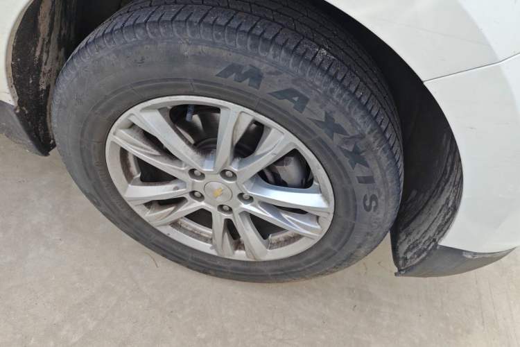 Used Chevrolet Equinox 2018 535T Automatic YuJie Edition Right Front Wheel Hub