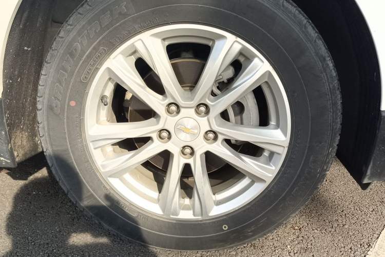 Used Chevrolet Equinox 2018 535T Automatic YuJie Edition Right Front Wheel Hub