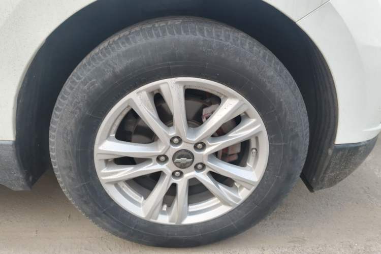 Used Chevrolet Equinox 2018 535T Automatic YuJie Edition Right Front Wheel Hub