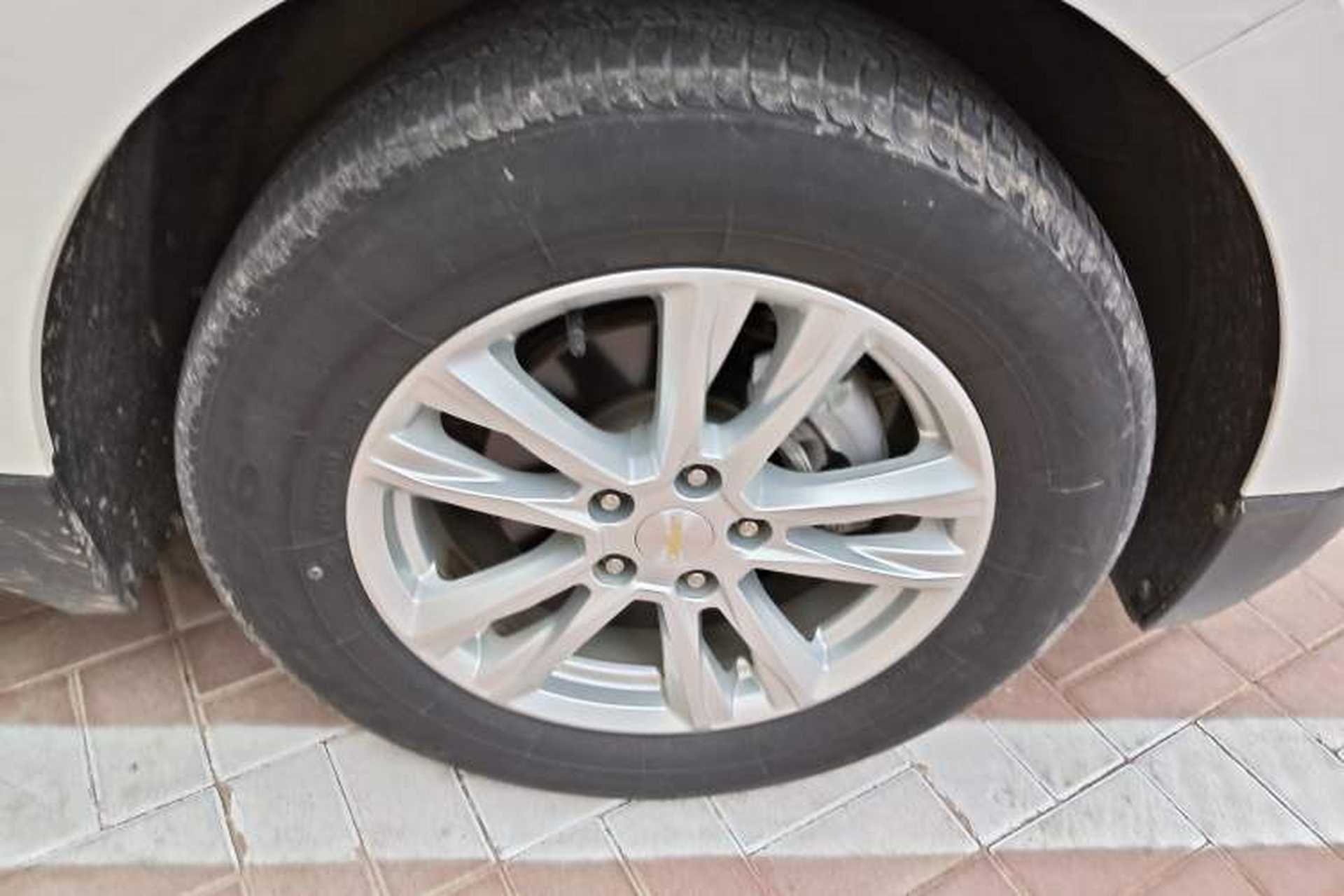 Used Chevrolet Equinox 2018 535T Automatic YuJie Edition Right Front Wheel Hub