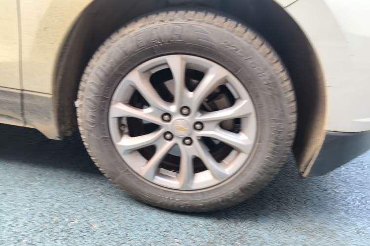 Used Chevrolet Equinox 2018 535T Automatic Chijie Edition Right Front Wheel Hub