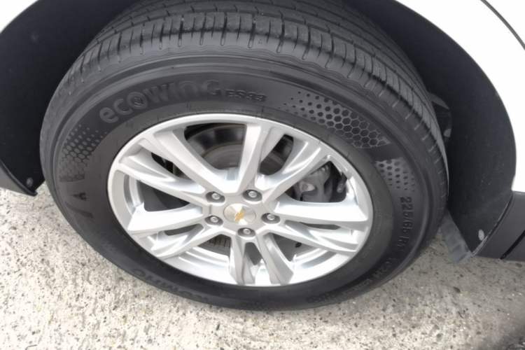 Used Chevrolet Equinox 2018 535T Automatic YuJie Edition Right Rear Wheel Hub