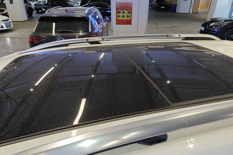 Used Chevrolet Equinox 2018 535T Automatic YuJie Edition Roof