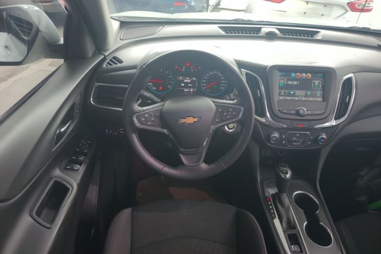 Used Chevrolet Equinox 2018 535T Automatic Chijie Edition Steering Wheel
