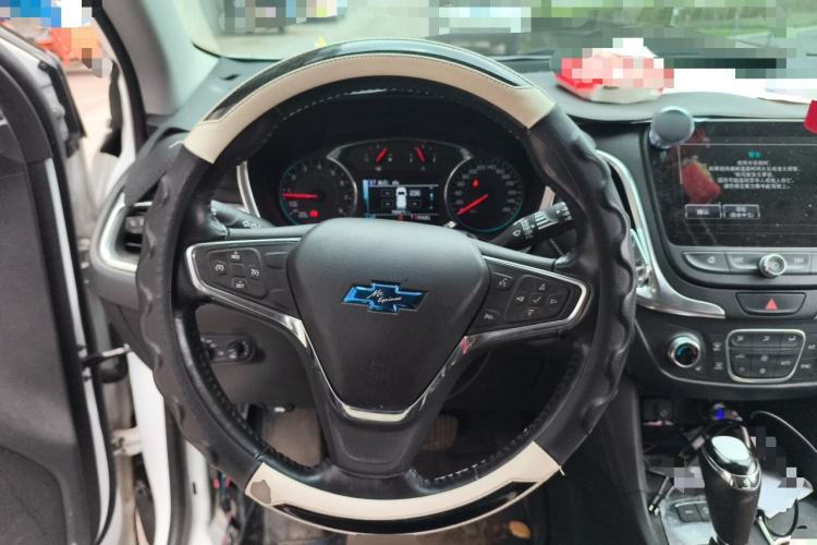 Used Chevrolet Equinox 2018 550T Automatic All-Wheel-Drive Explorer Edition Steering Wheel