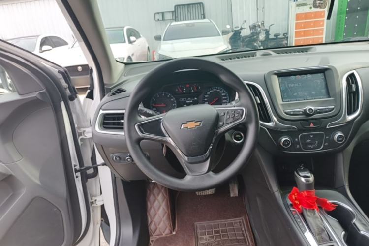 Used Chevrolet Equinox 2018 535T Automatic Lingjie Edition Steering Wheel
