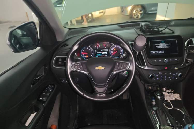 Used Chevrolet Equinox 2018 535T Automatic YuJie Edition Steering Wheel
