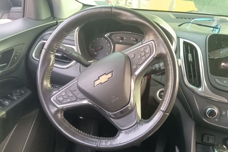 Used Chevrolet Equinox 2018 535T Automatic YuJie Edition Steering Wheel