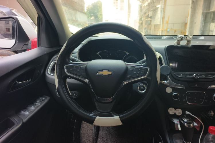 Used Chevrolet Equinox 2018 535T Automatic YuJie Edition Steering Wheel
