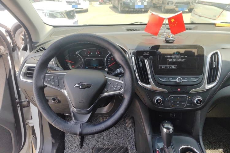 Used Chevrolet Equinox 2018 535T Automatic YuJie Edition Steering Wheel