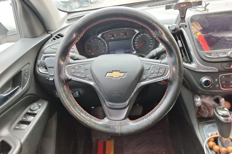 Used Chevrolet Equinox 2018 535T Automatic YuJie Edition Steering Wheel