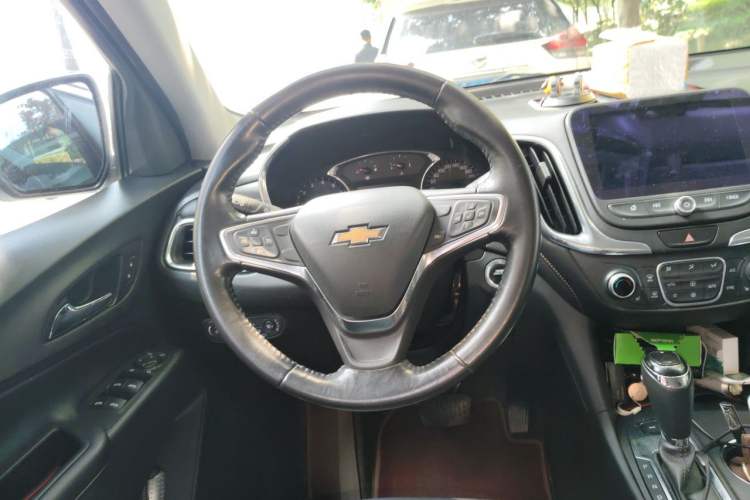 Used Chevrolet Equinox 2018 550T Automatic All-Wheel-Drive Explorer Edition Steering Wheel