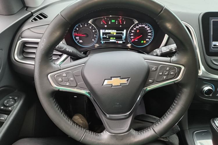 Used Chevrolet Equinox 2018 535T Automatic YuJie Edition Steering Wheel