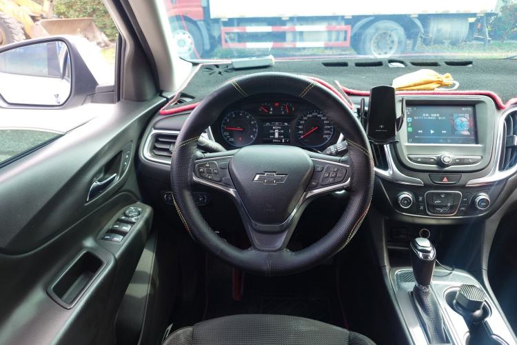 Used Chevrolet Equinox 2018 535T Automatic Chijie Edition Steering Wheel