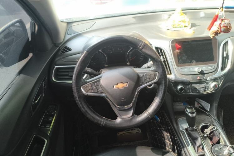 Used Chevrolet Equinox 2018 535T Automatic YuJie Edition Steering Wheel